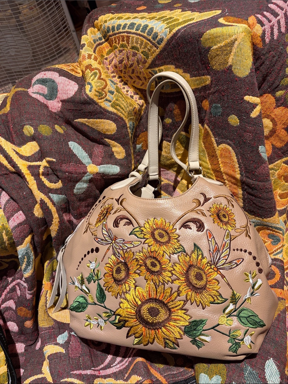 Sharif Floral Sunflower and Dragonfly Embroidered Tote 👜 Bag - Beige